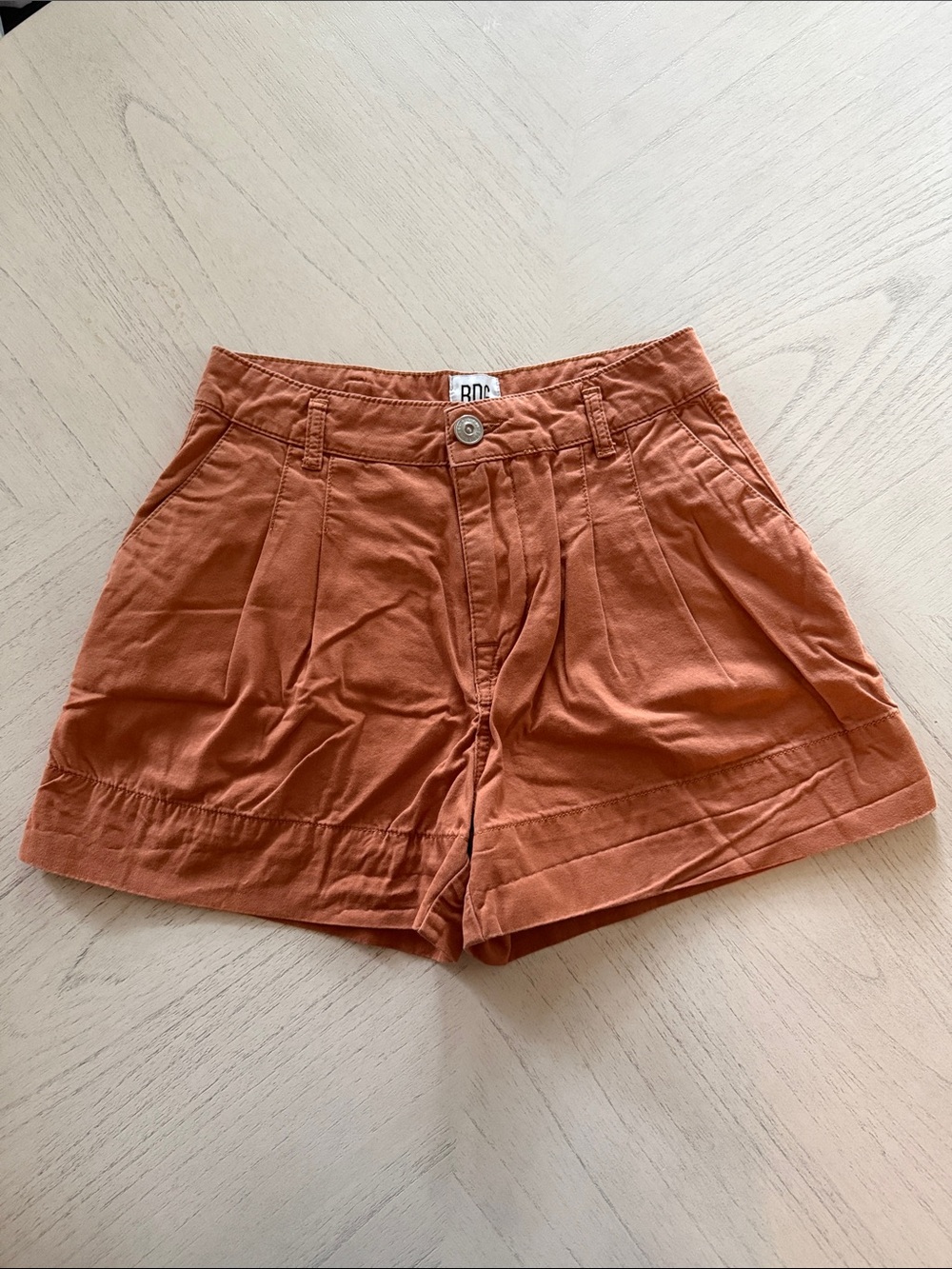 BDG Urban Outfitters Rust Orange High Waisted Pleated Shorts - Size 25 [PH1122]